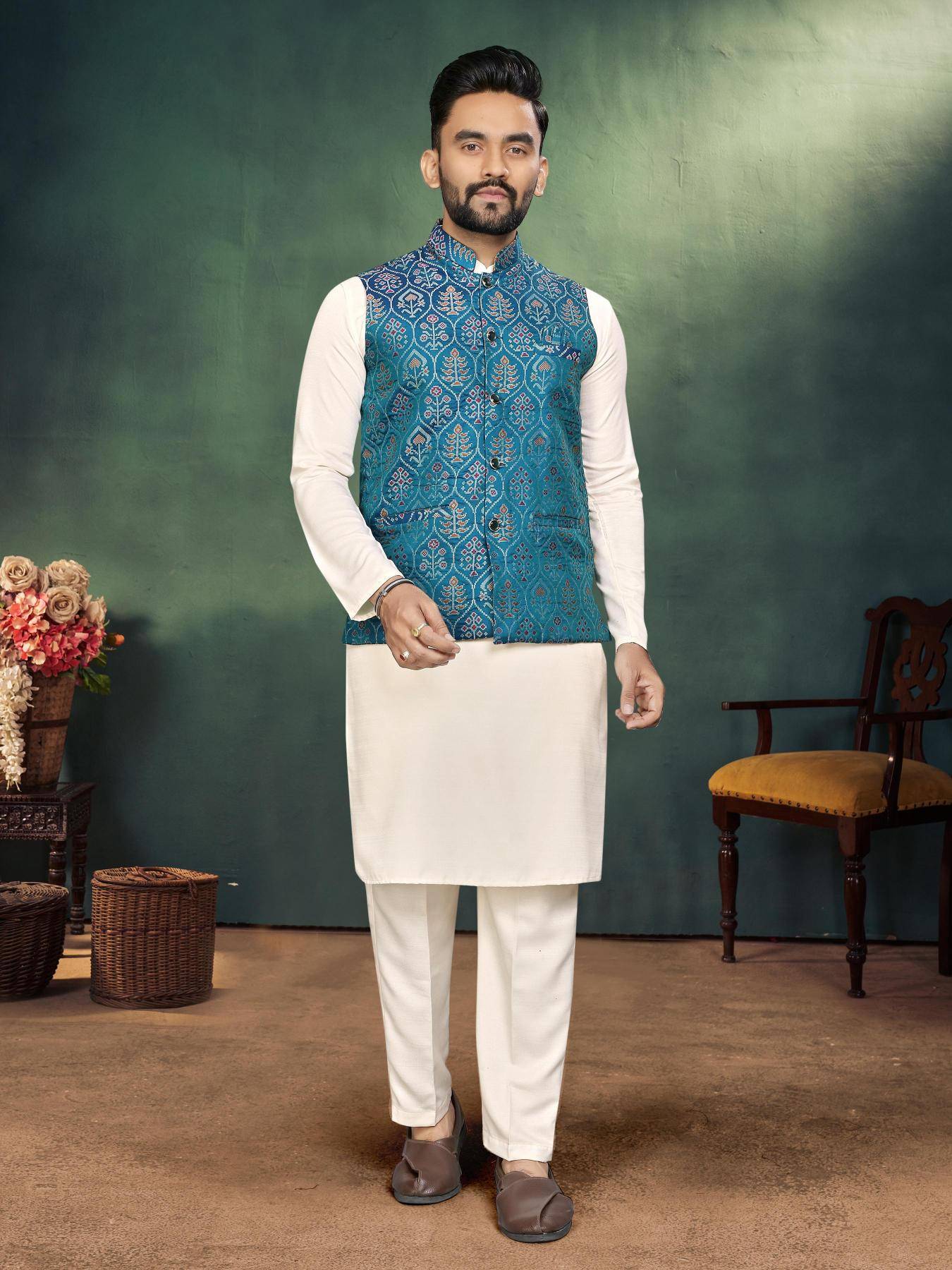 MOH MAYA 2 Men Koti Kurta Pajama manufacturers in Hyderabad